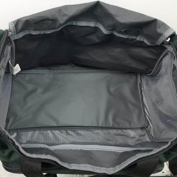 Izod Duffel Bag - Picture 3 of 8